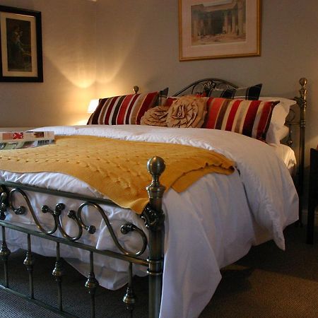 Horse & Groom B&B Westbury  Exterior photo